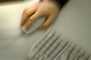 手軽に扱えると話題の防犯カメラのセット